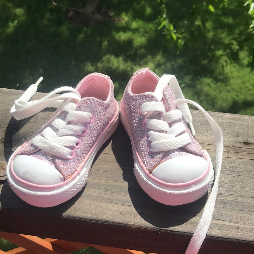 Baby converse size 2